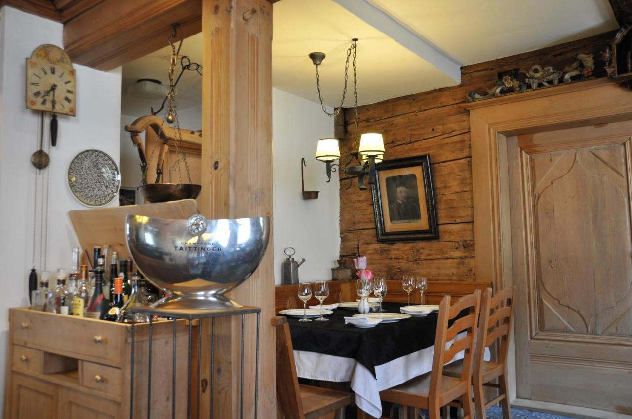 Casa Tödi Restaurant Hotel Trun Bagian luar foto